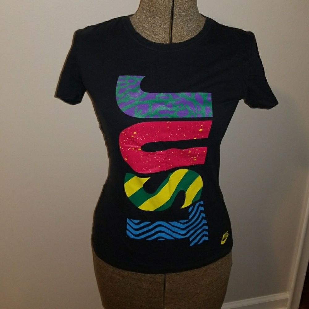 Nike t-shirt